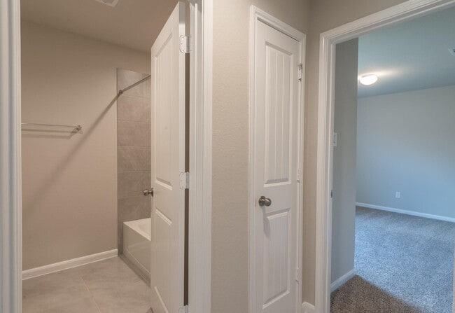 Building Photo - 18351 Raven Rock Ln