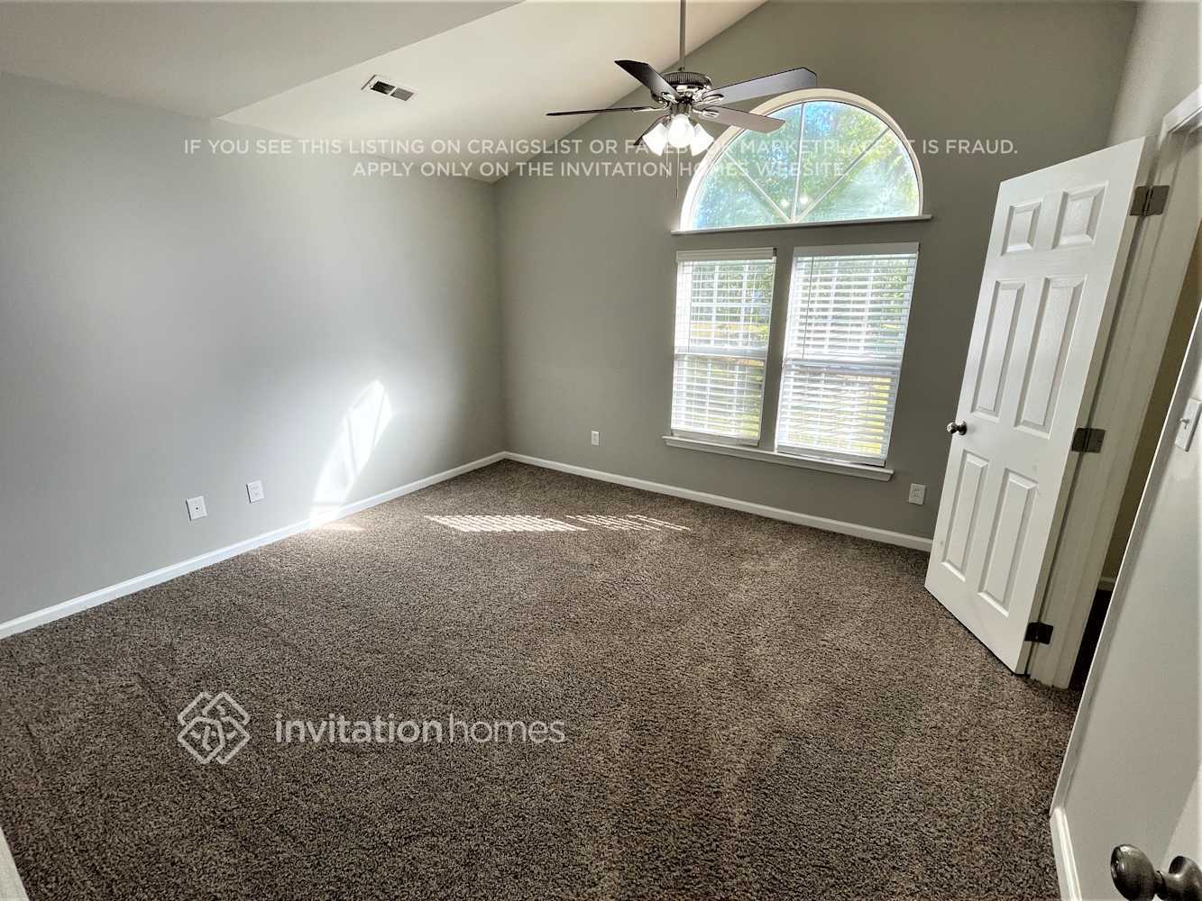 Building Photo - 9801 Coriander Ct