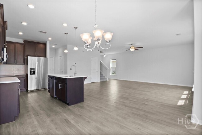 Building Photo - 106 Brookline Dr