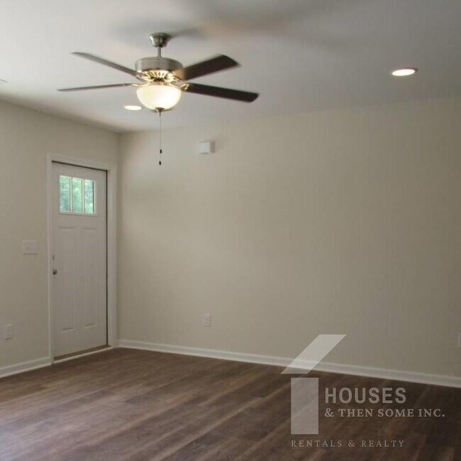Building Photo - 403 Bramlett Rd