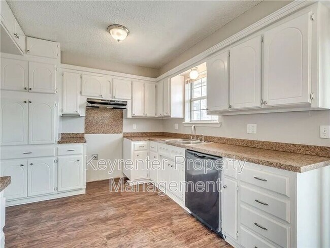 Building Photo - 4773 Spiva Dr