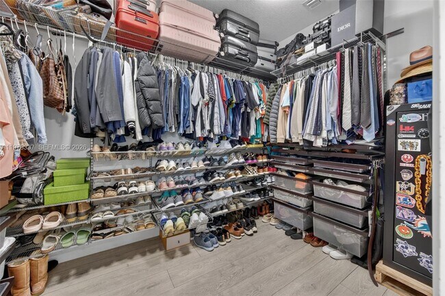 Building Photo - 14541 SW 16th St