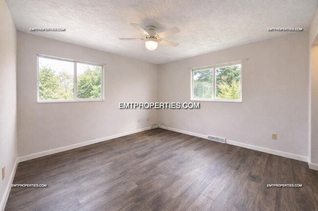 Building Photo - 3026 Meister Rd