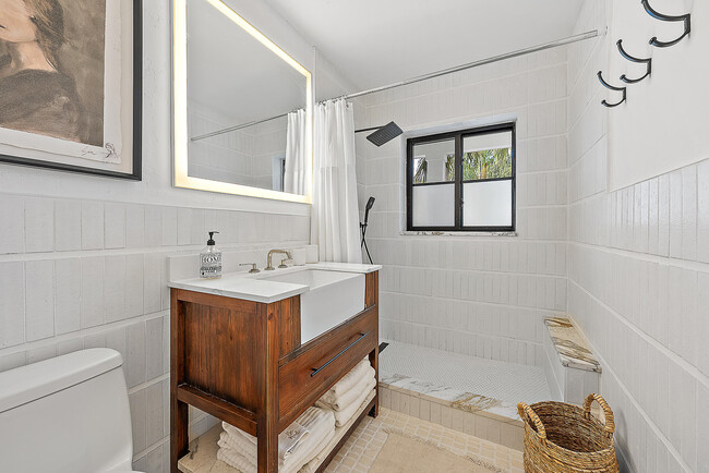 Building Photo - 1271 Morse Blvd