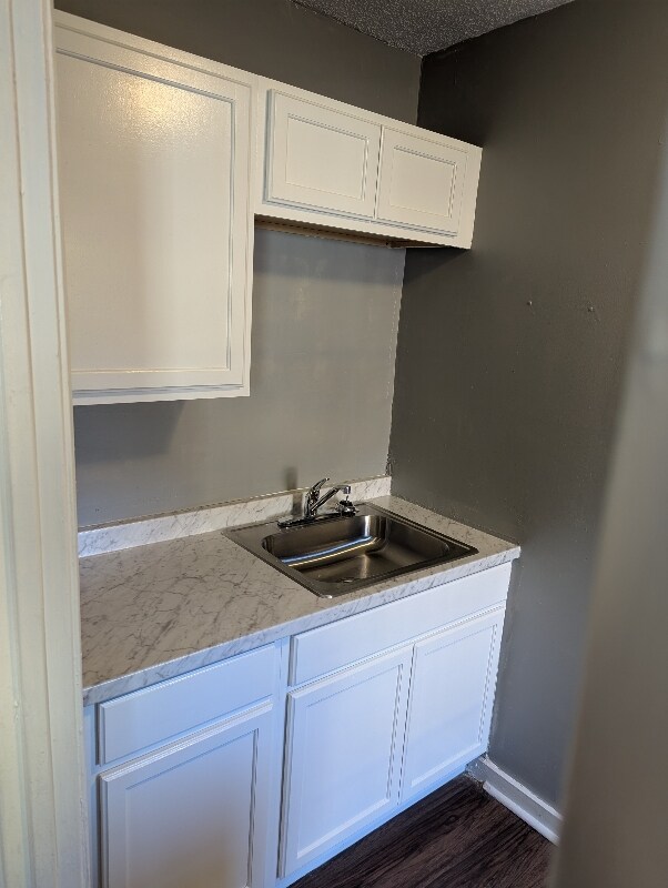 Building Photo - 2608 Deadrick Ave