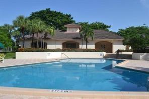 Building Photo - 2850 Palmwood Ter