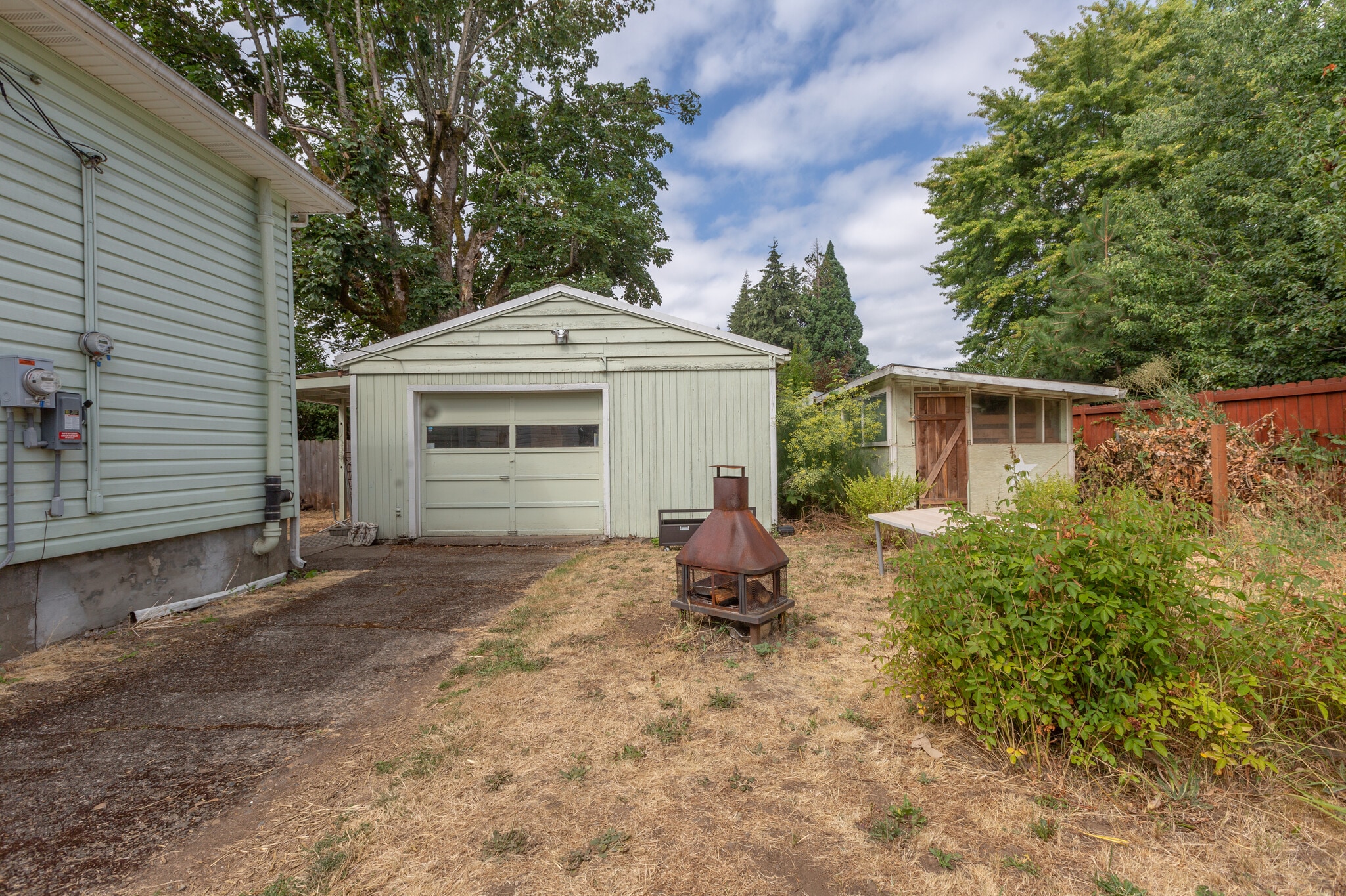 Building Photo - 3410 Q St