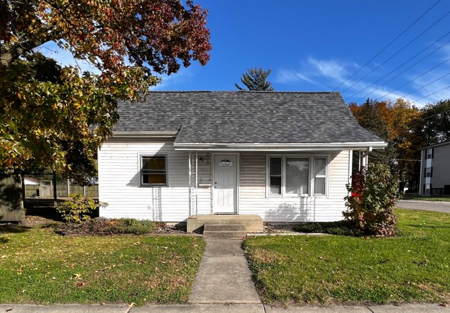 Building Photo - 1721 9th St