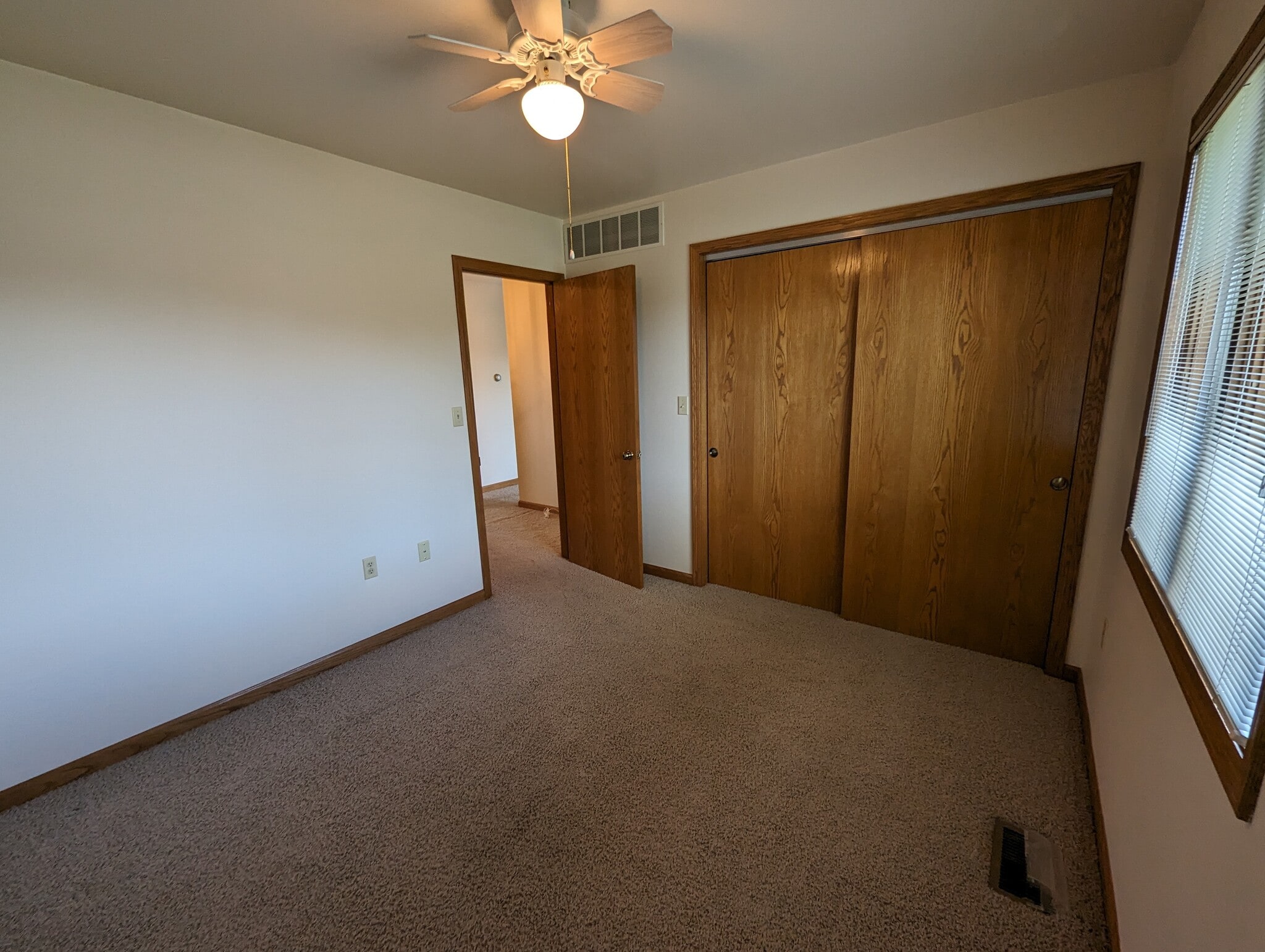 Building Photo - 500 Wildwood Dr