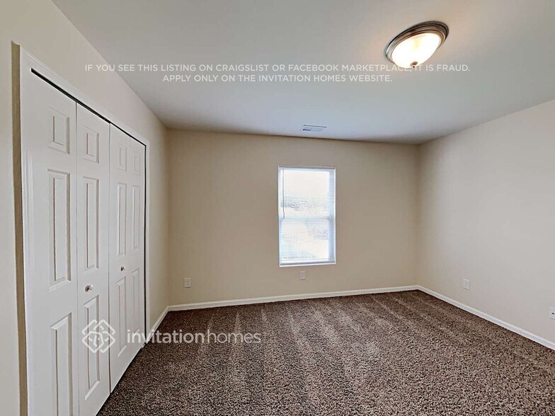 Building Photo - 9721 Hollyburgh Ter