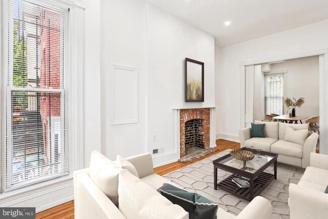 Building Photo - 1507 Marion St NW