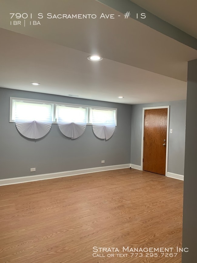 Building Photo - 7901 S Sacramento # 1S - $1,100/mo (1br/1b)