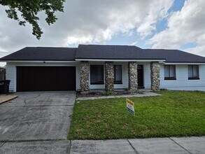 Building Photo - Altamonte Springs/San Sebastian