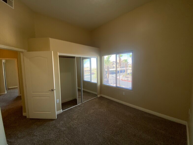 Building Photo - 8985 S Durango Dr