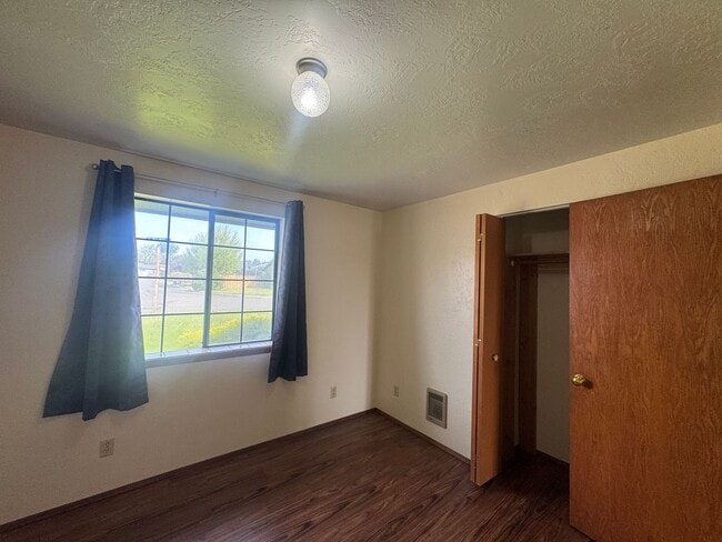 Building Photo - Non-Refundable & Security Deposit Total: $2150.00