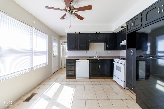 Building Photo - 3511 Moller Rd