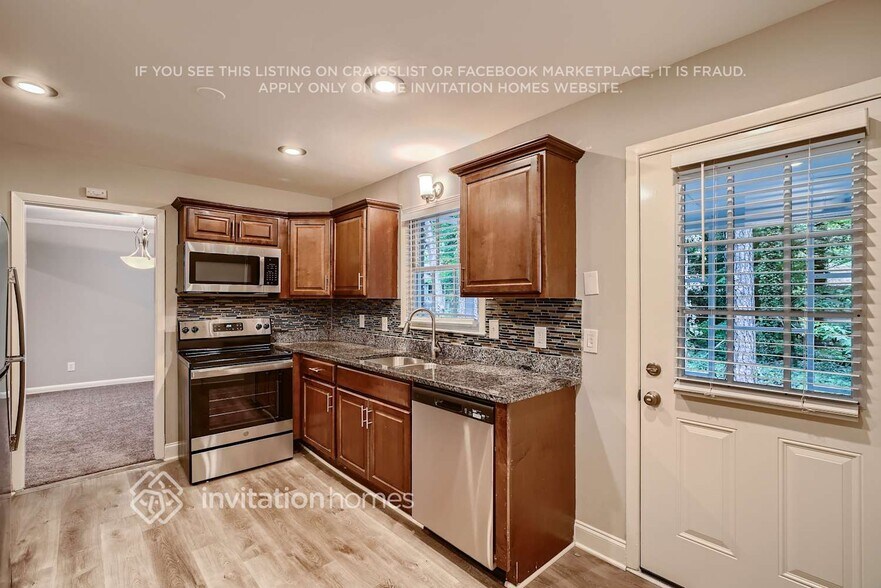 Building Photo - 5340 Crestwood Cir SW