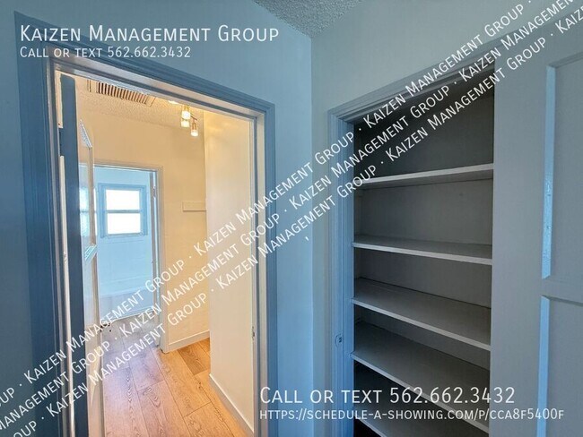 Building Photo - 600-602 S Fir Ave-6