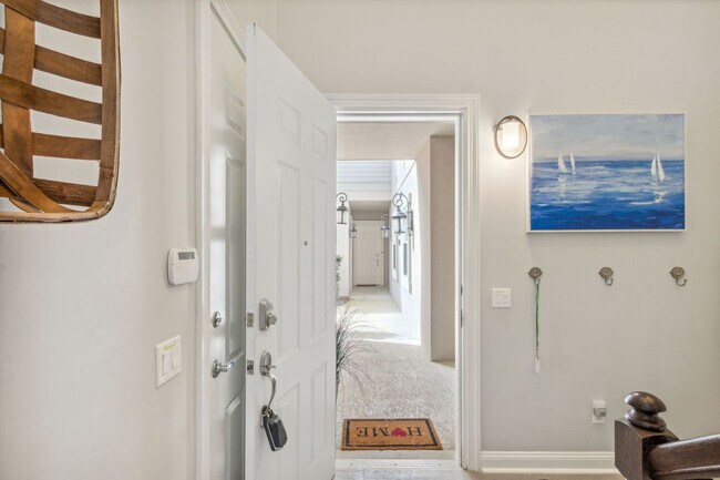 Building Photo - 95217 Summerwoods Cir