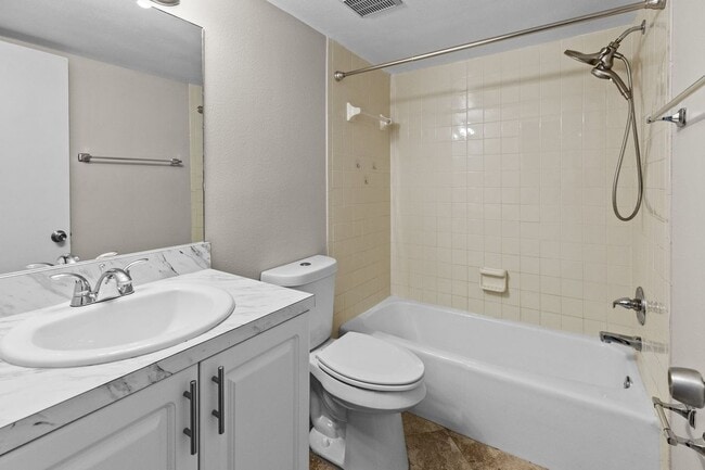 Building Photo - 3706 Greenery Ct