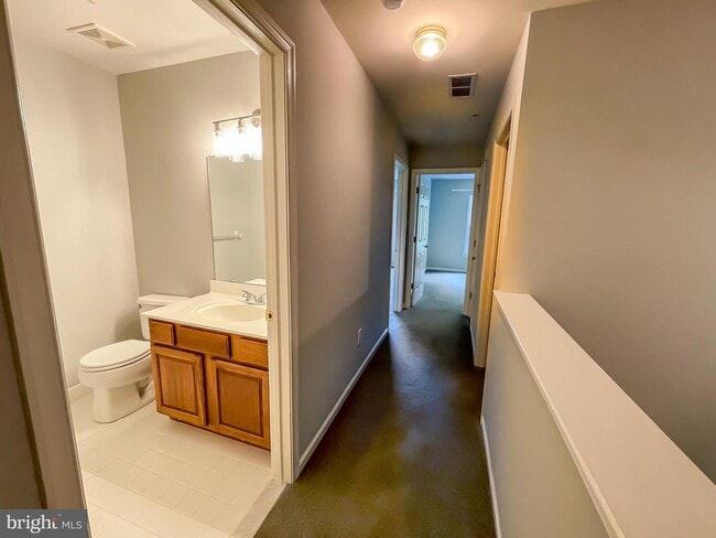 Building Photo - 1106 Cherry Wood Ct