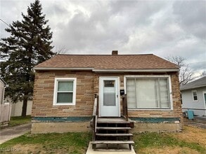 Building Photo - 1253 Sevilla Ave