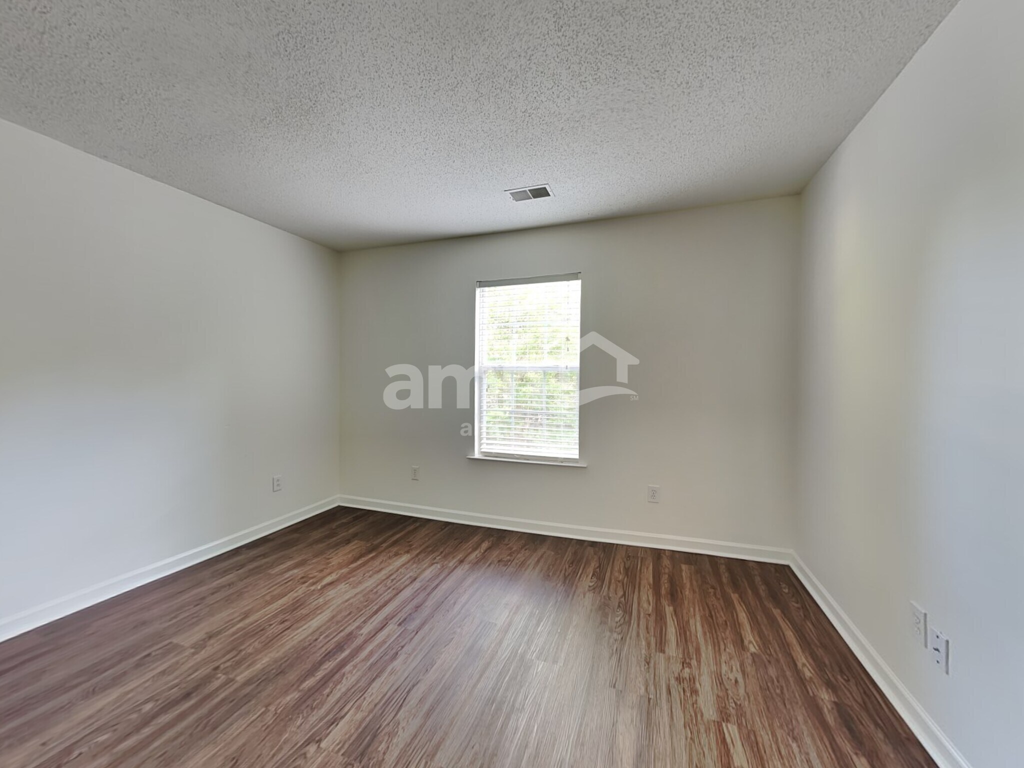 Building Photo - 6 Mystique Falls Ct