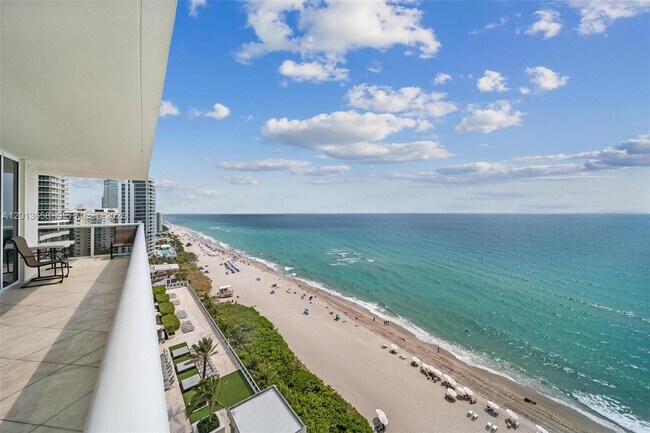 Building Photo - 1830 S Ocean Dr