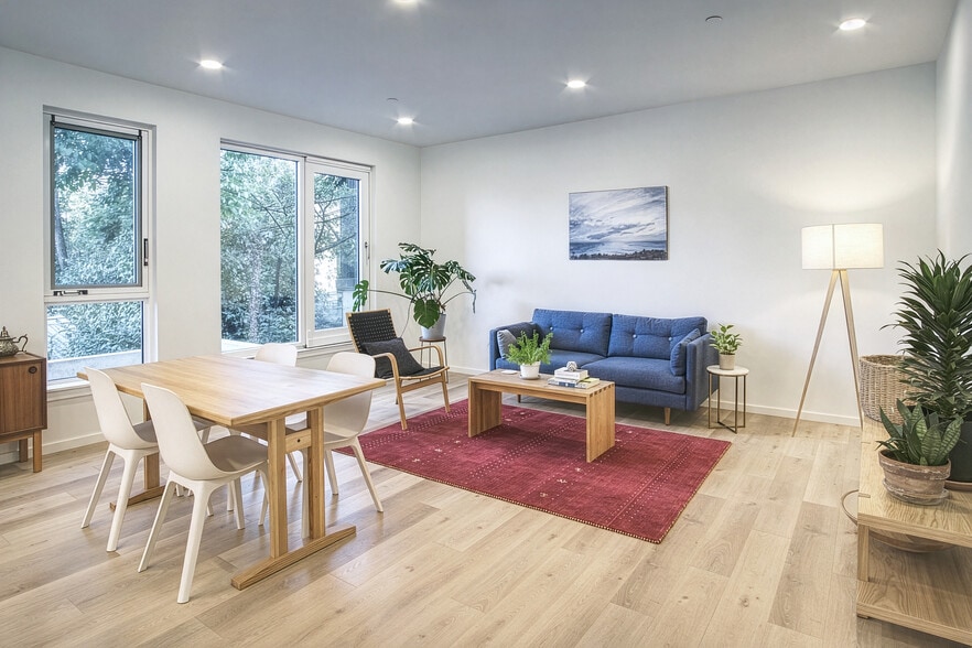 Building Photo - 2901 SW Canby Ct