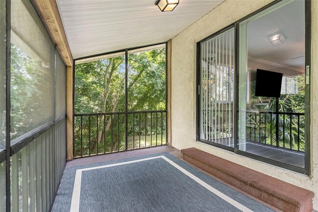 Building Photo - 12308 Eagleswood Dr