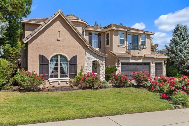 Building Photo - Beautiful Rocklin Home with a Pool!