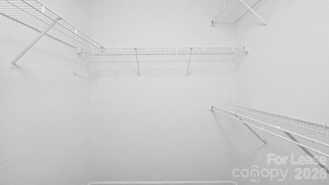 Building Photo - 3320 Whitebridge Ln