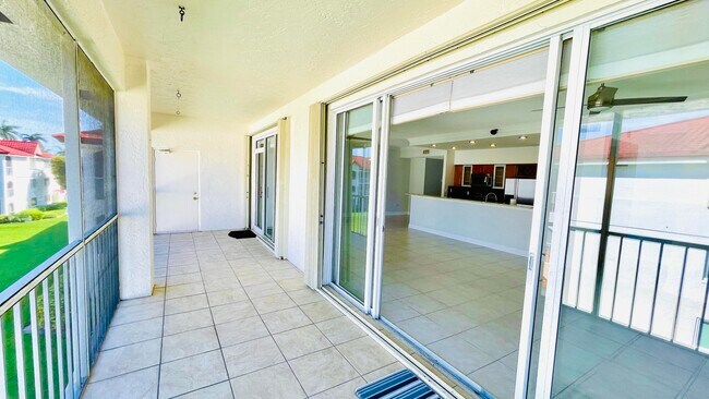 Building Photo - 107 Half Moon Cir