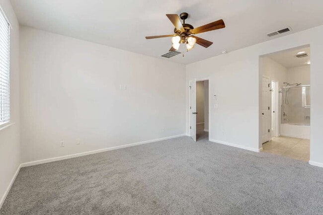 Building Photo - 8532 Hawley Way