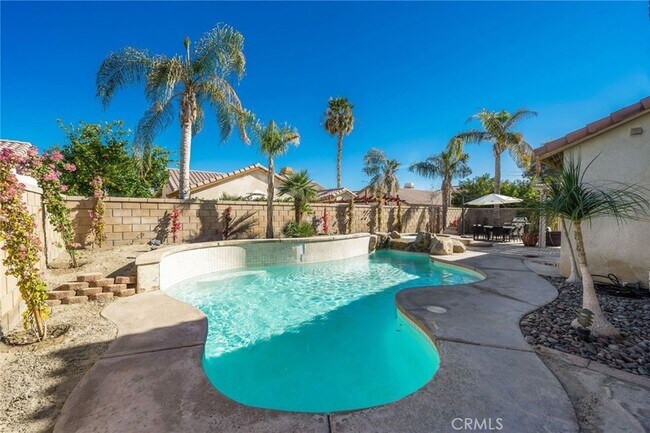 Building Photo - 48674 Acropolis St