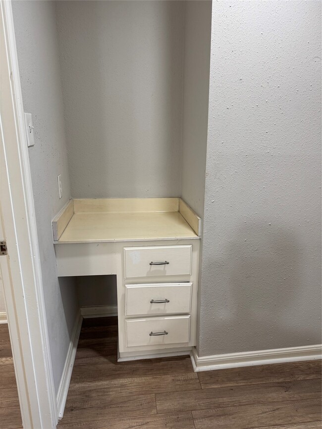 Building Photo - 13029 Nyack Dr