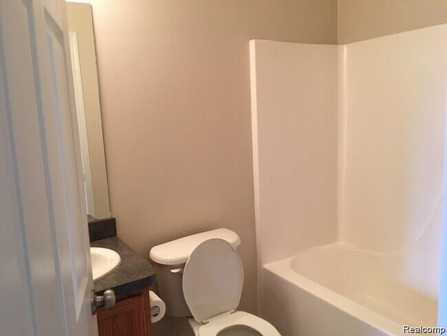 Building Photo - 205 Legato Dr