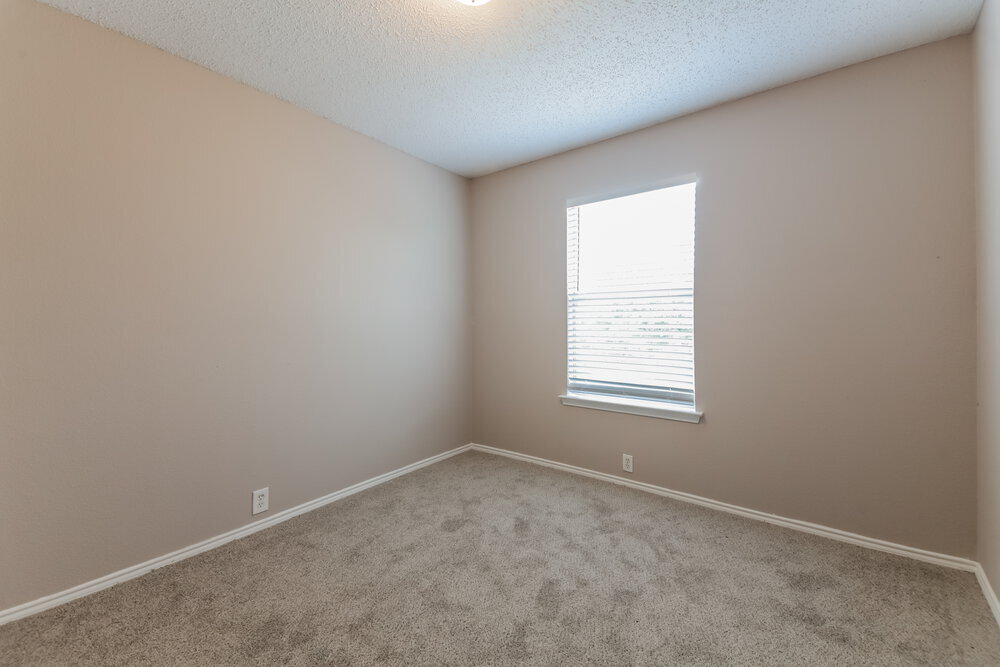 Building Photo - 1112 Beechwood Dr
