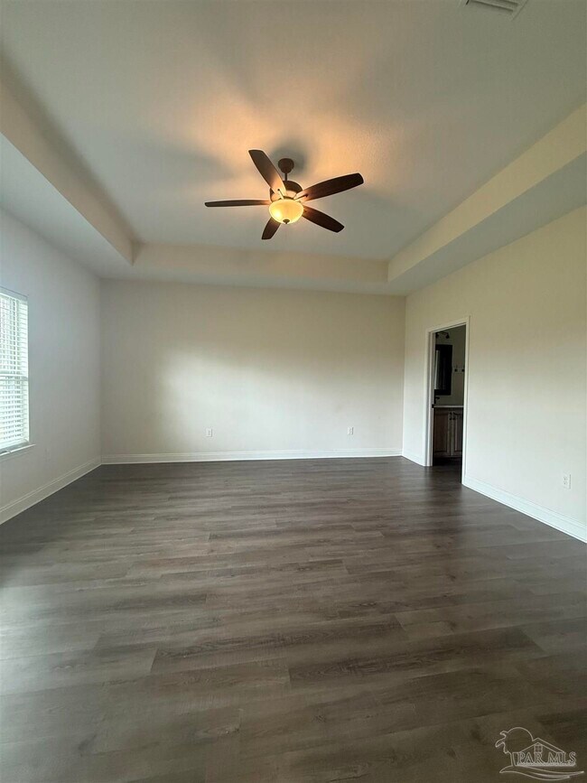 Building Photo - 5511 Micanopy Dr