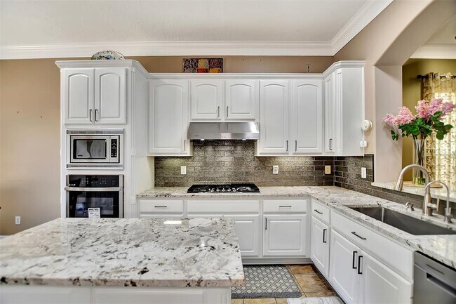 Building Photo - 1119 Sopris Dr