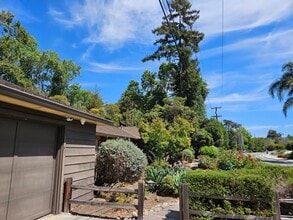 Building Photo - Stunning 5 Bed 3 Bath Naglee Park Home With Scenic Views