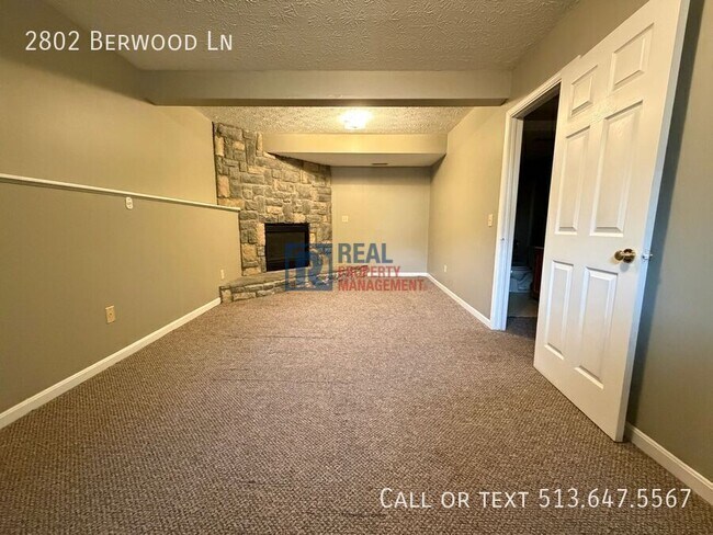 Building Photo - 2802 Berwood Ln