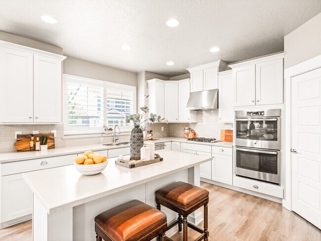 Building Photo - 2670 Weathervane Way S