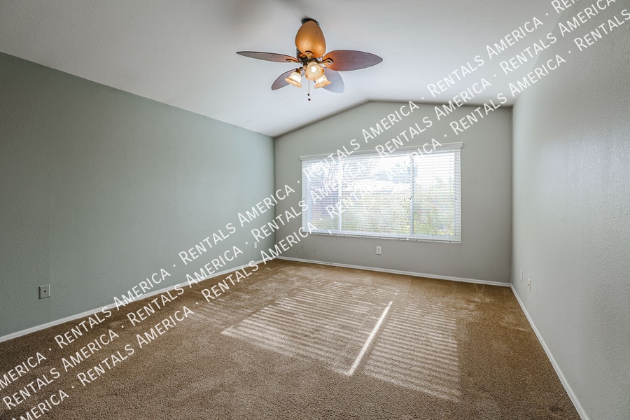 Building Photo - 6325 W Potter Dr