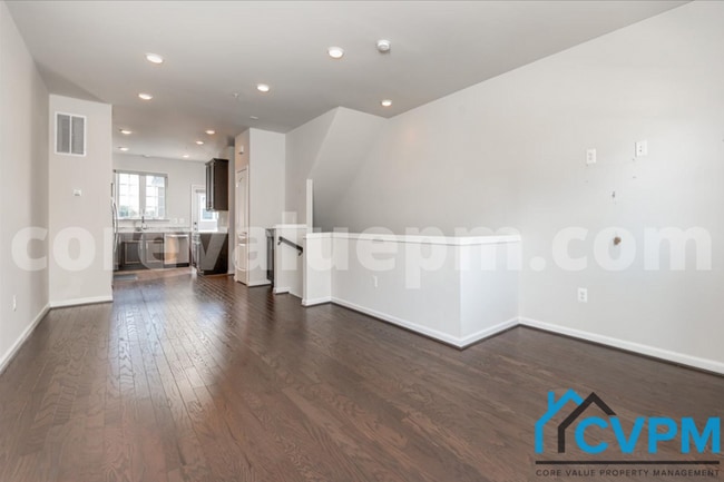 Building Photo - 2535 Debert Cir