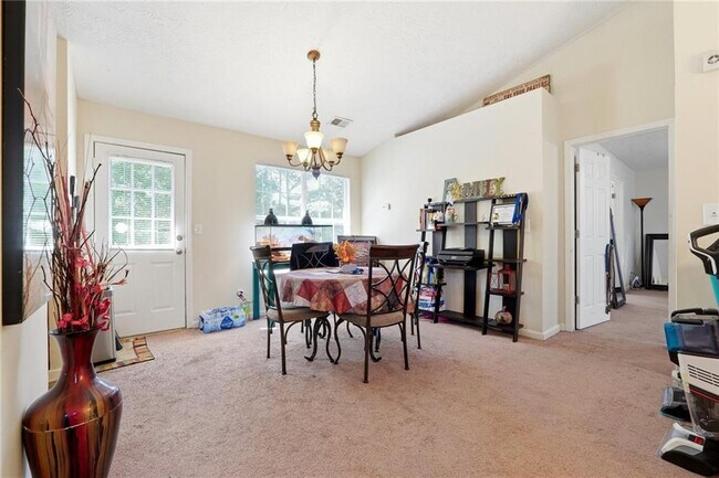 Building Photo - 1027 Alford Crossing
