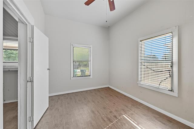 Building Photo - 1025 E Chaffin St