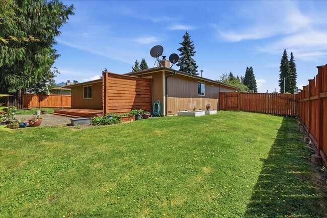 Building Photo - 3bd/2ba Granite Falls Home