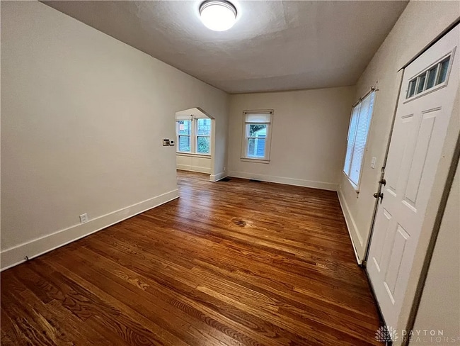 Building Photo - 3234 Oakridge Dr