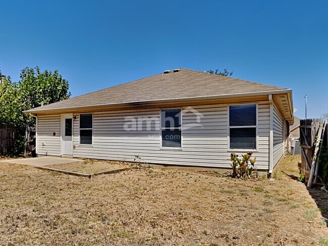 Building Photo - 749 San Felipe Trail